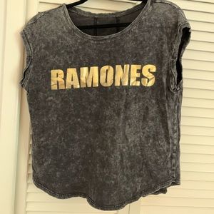 Oversized vintage Ramones T-shirt